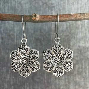 Bohemian Vintage Style Flower Dangle Earrings